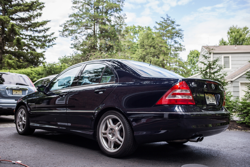 Illustration for article titled How To Spend A Glorious Summer Afternoon Detailing Your Car The Right Way